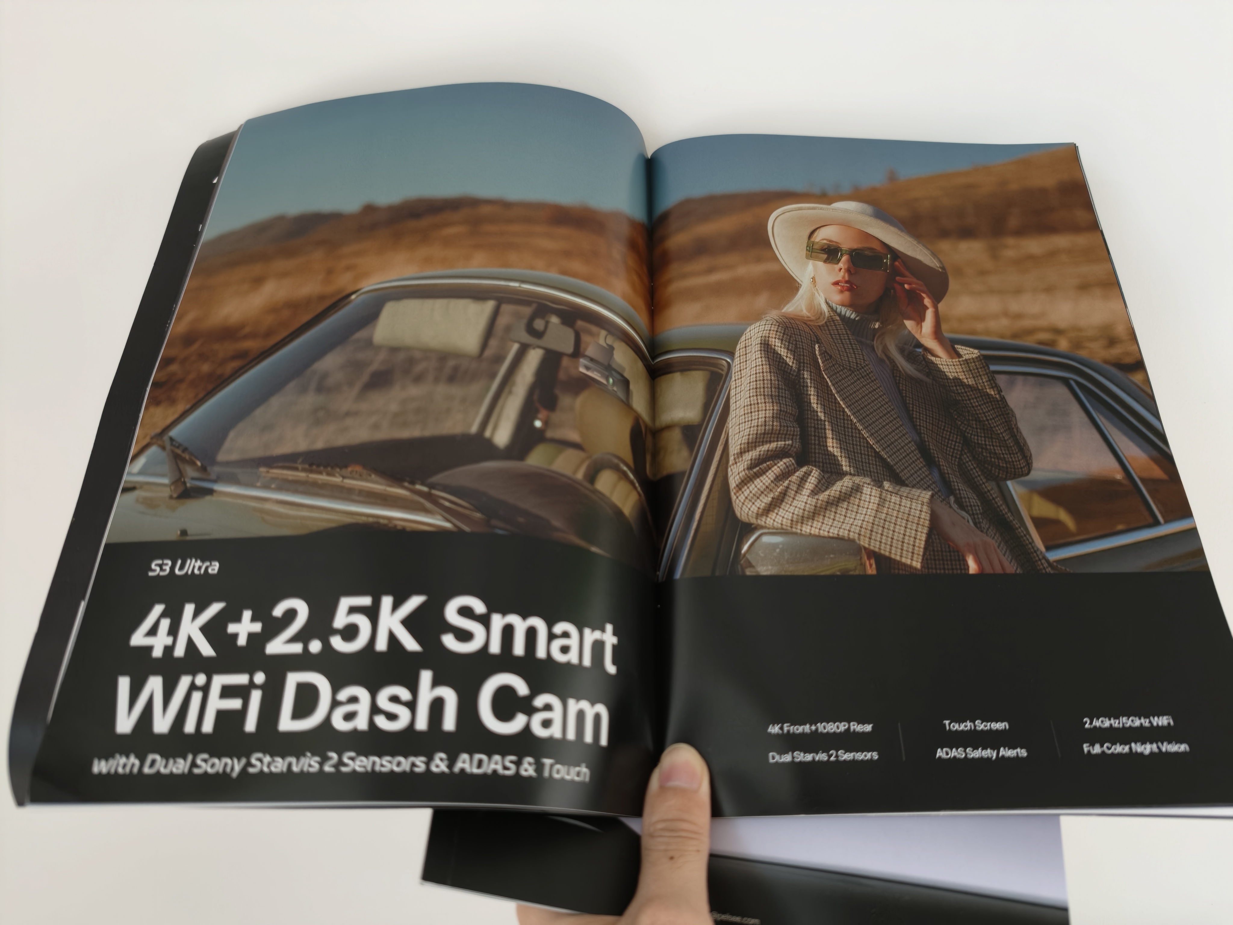 Mirror Dash Cam Brochure 封面图